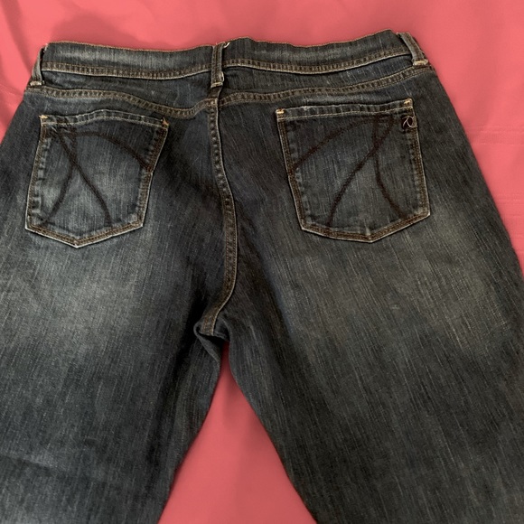 Ladies Rock &Republic jeans! Super cute and it great condition - Picture 1 of 4